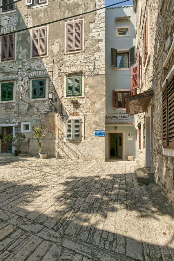 Old Town Apartments In City Center Πούλα Εξωτερικό φωτογραφία
